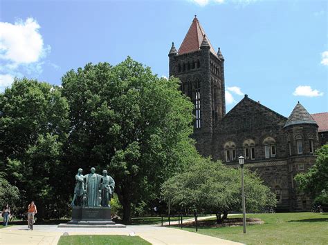 universtiy of illinois urbana-champaign